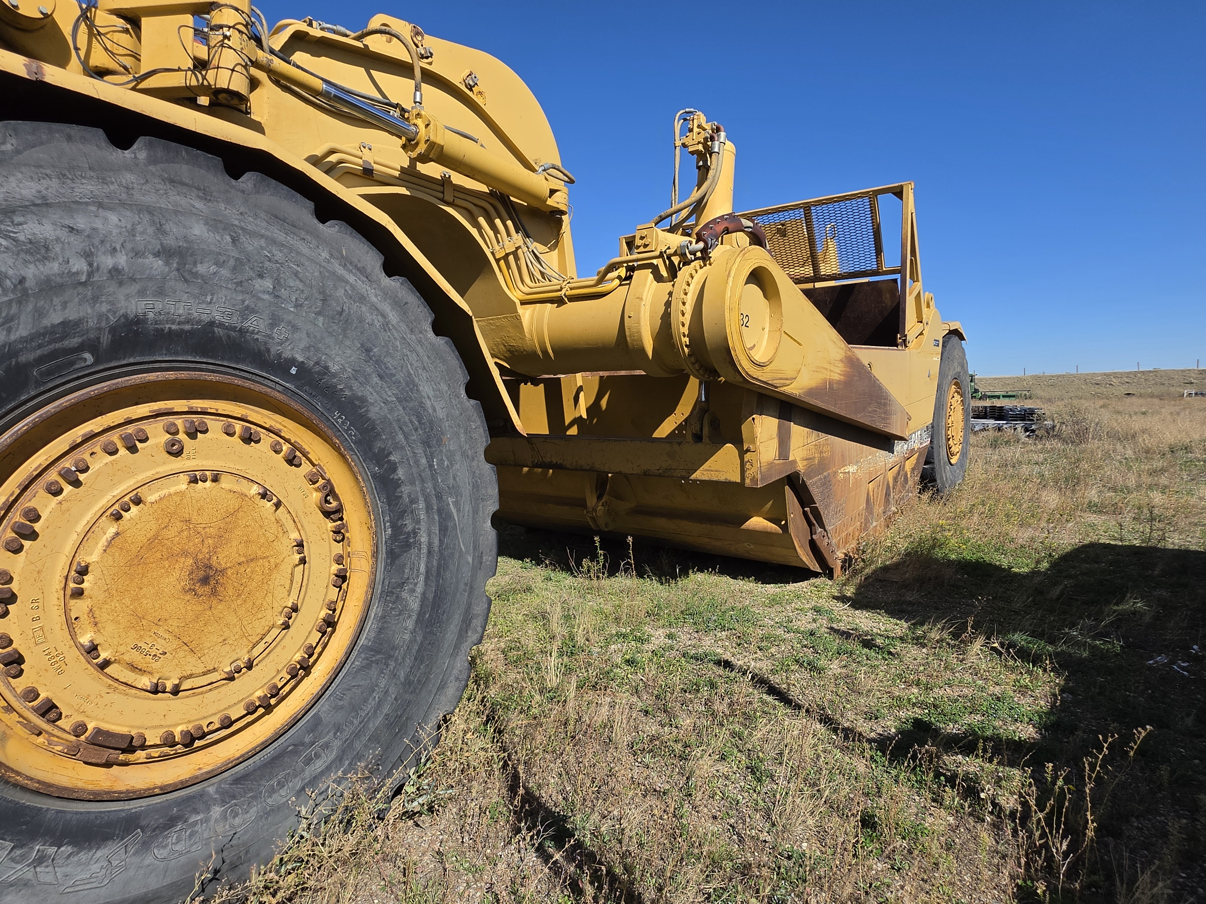 2007 CAT 657E - 1 Motor Scraper for sale for Sale