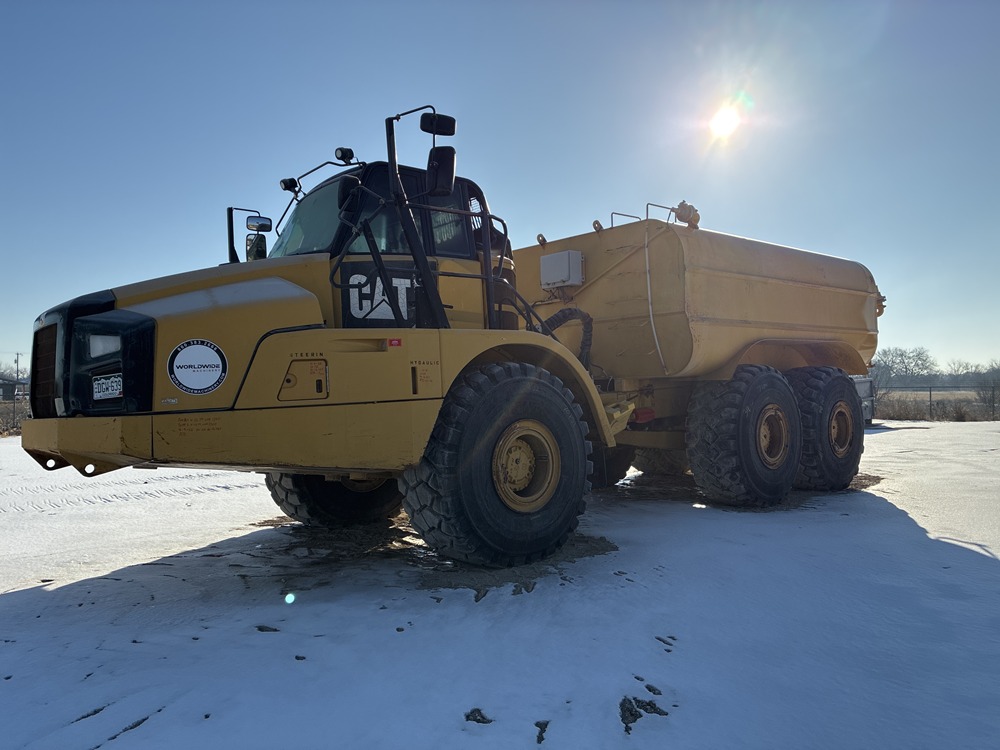 2013 Caterpillar 740B WT