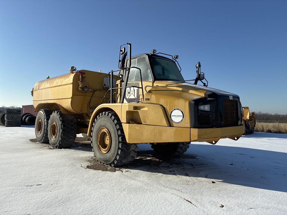 2013 Caterpillar 740B WT for Sale