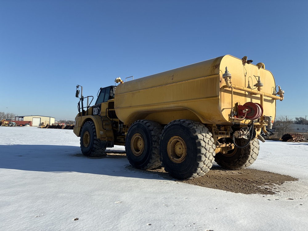 2013 Caterpillar 740B WT for Sale