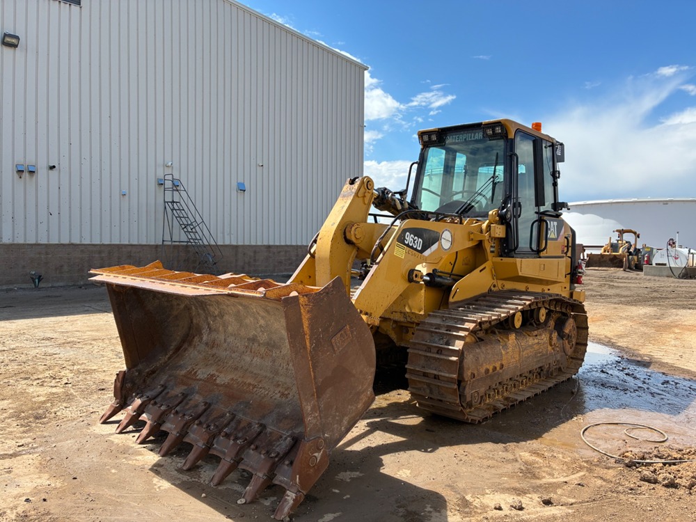 2014 Caterpillar 963D for Sale