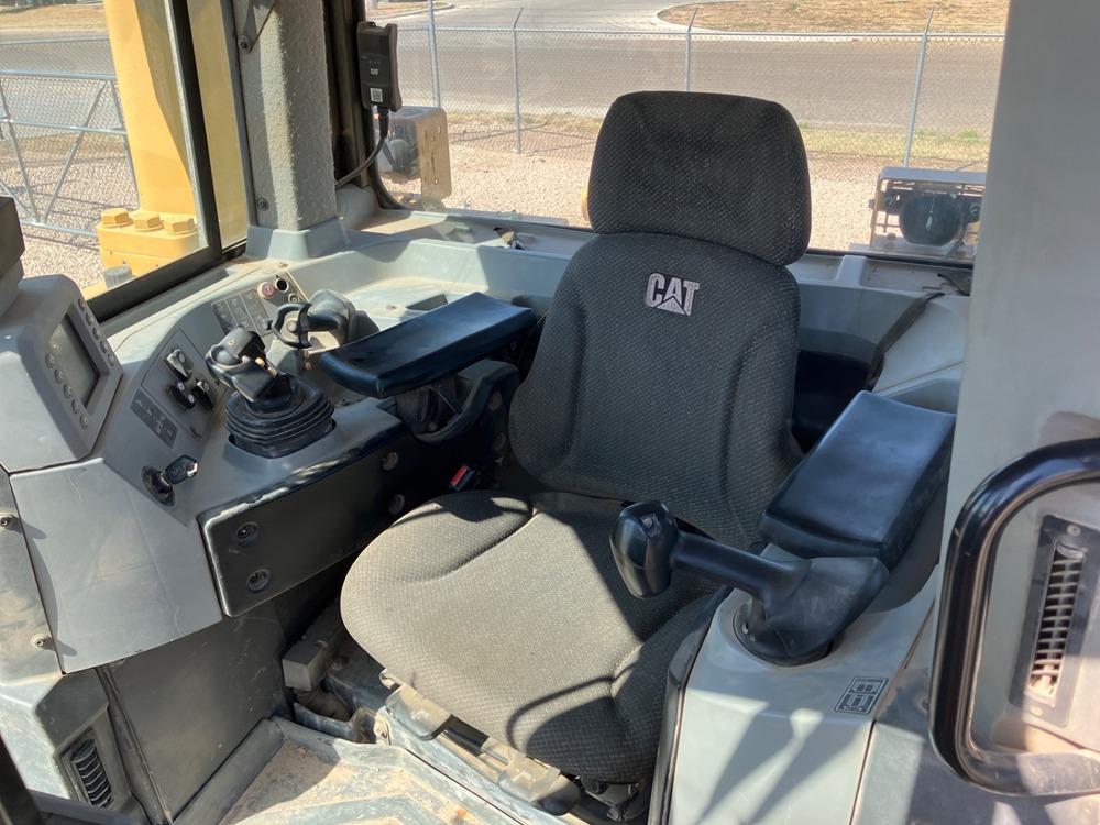 2014 Caterpillar D8T for Sale